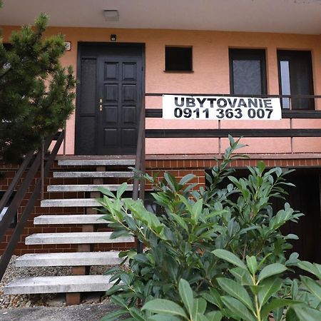 Ubytovanie Viktoria Dunajská Streda Exterior foto